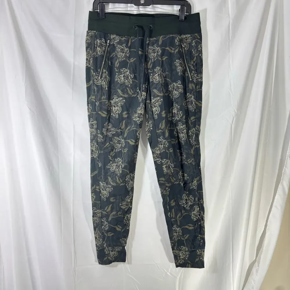 Athleta Trekkie North Printed Jogger — Black & Green Ripstop, Women’s Size 10